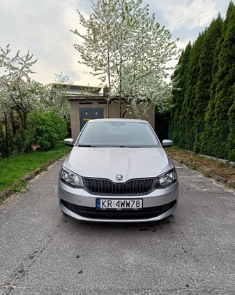 Skoda Fabia cena 19900 przebieg: 252000, rok produkcji 2015 z Gorlice małe 67